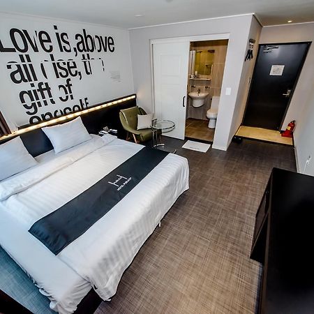 Publico Hotel Σεογκουίπο Εξωτερικό φωτογραφία