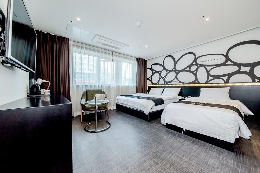 Publico Hotel Σεογκουίπο Εξωτερικό φωτογραφία