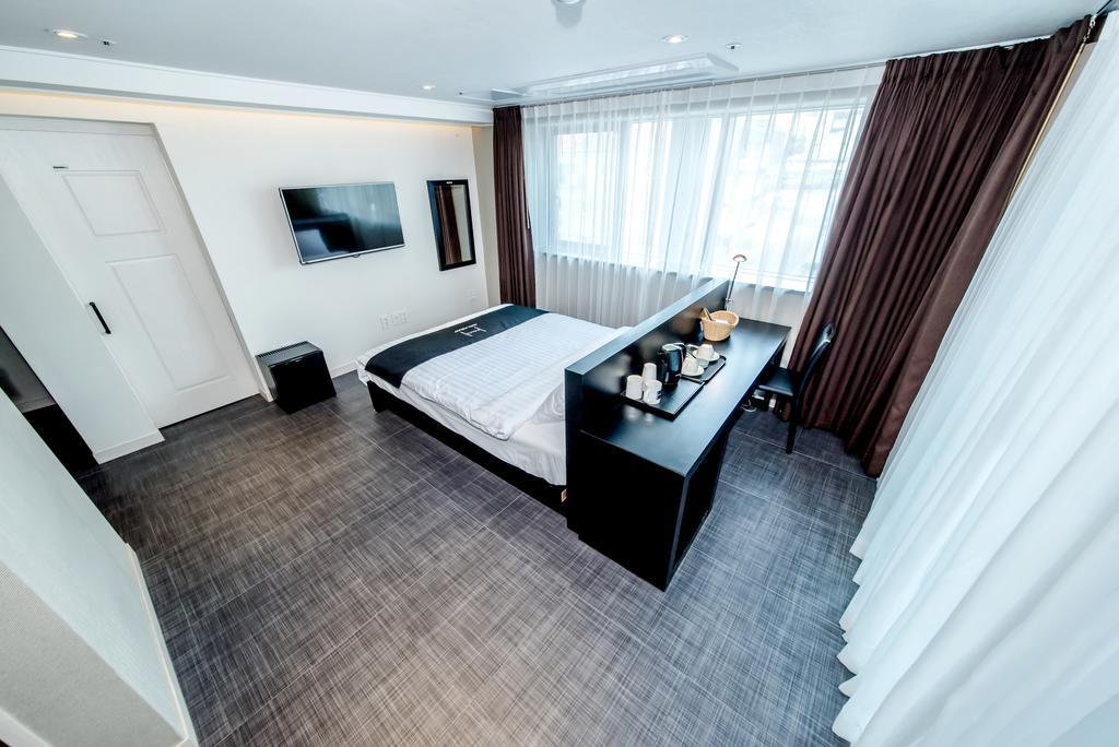 Publico Hotel Σεογκουίπο Εξωτερικό φωτογραφία