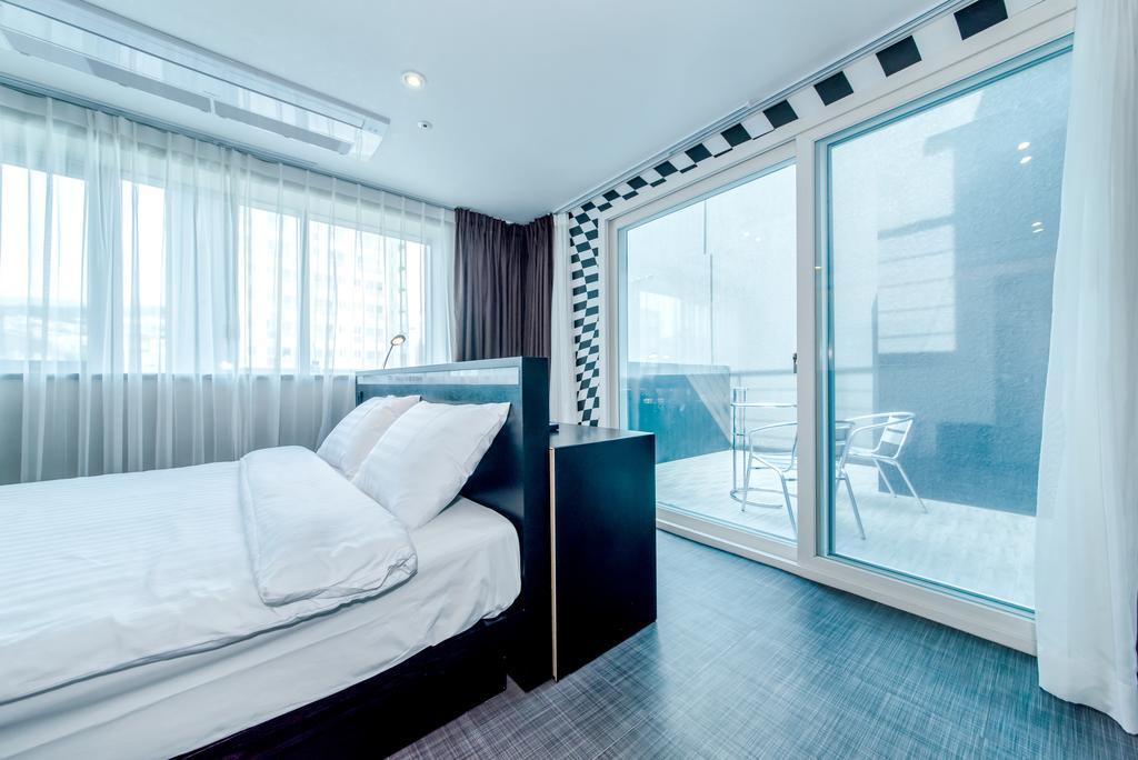 Publico Hotel Σεογκουίπο Εξωτερικό φωτογραφία