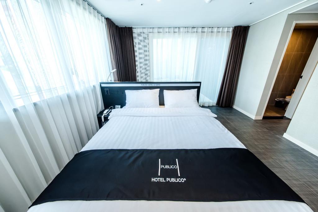 Publico Hotel Σεογκουίπο Εξωτερικό φωτογραφία