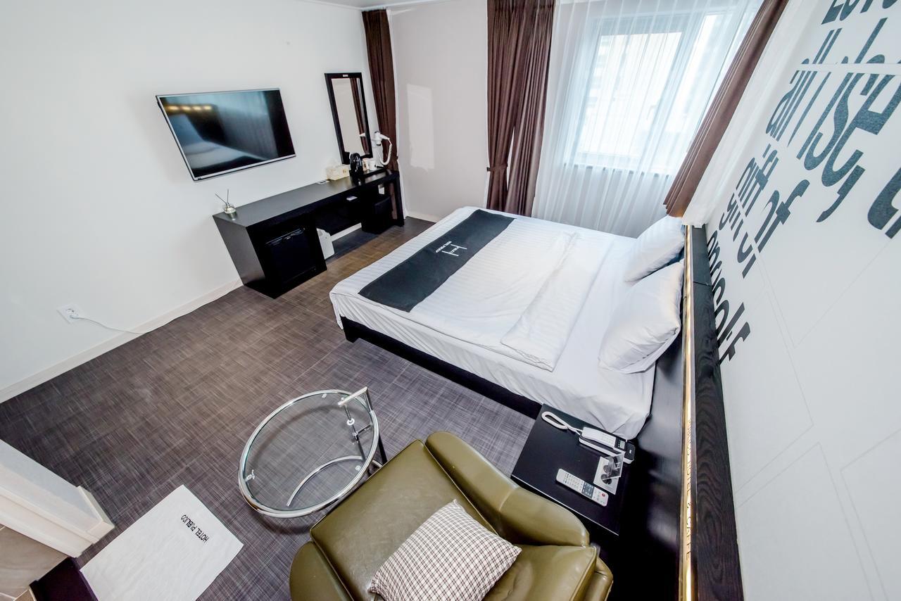 Publico Hotel Σεογκουίπο Εξωτερικό φωτογραφία